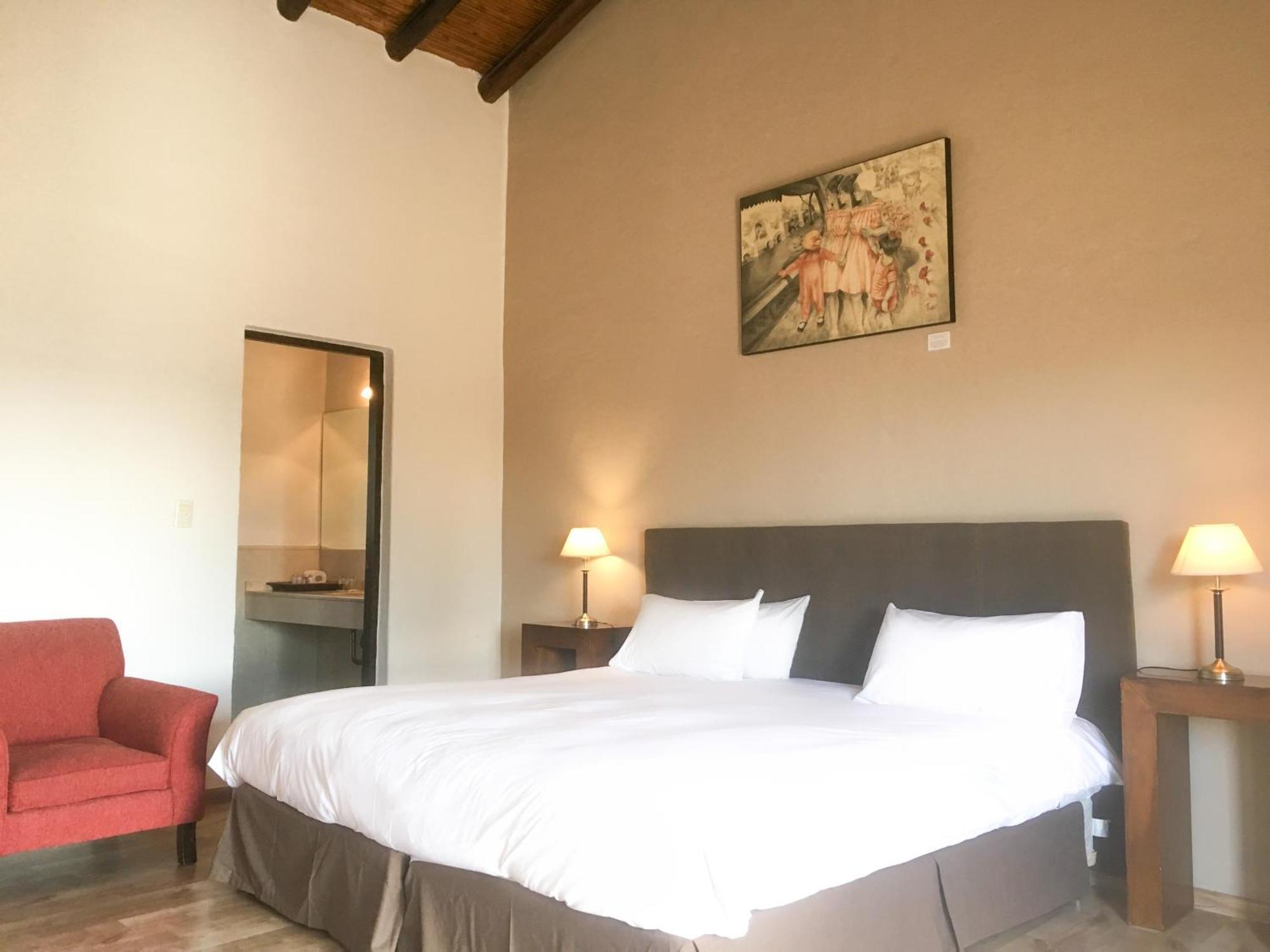 Postales Boutique Winery Hotel - Valle De Uco Colonia Las Rosas Habitación foto